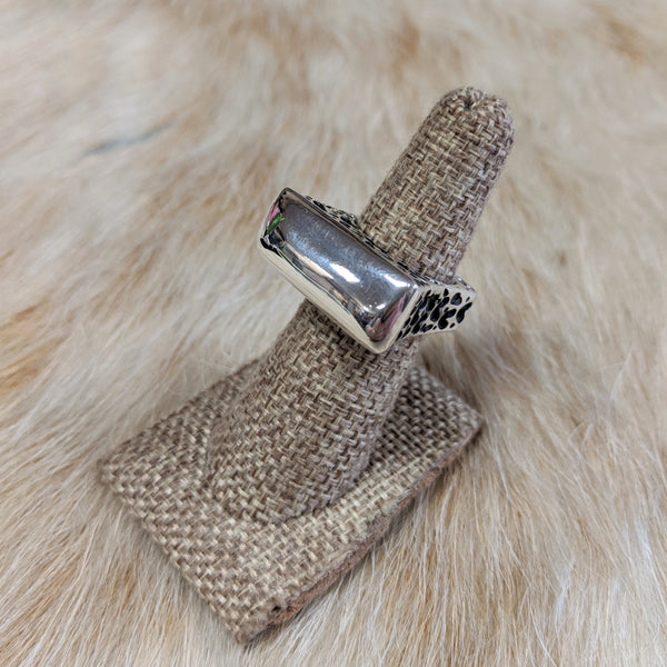 Dian Malouf Smooth Bar Ring (7 In Stock)