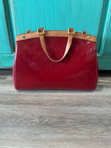 LV240 Louis Vuitton Brea MM Vernis Monogram Handbag with Shoulder Strap