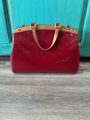 LV240 Louis Vuitton Brea MM Vernis Monogram Handbag with Shoulder Strap