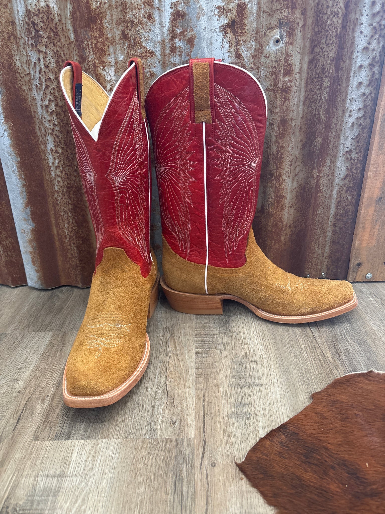 Nathan Cutter Toe Honey Roughout Boots