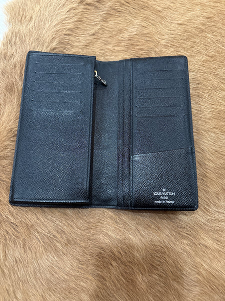 LV230 Louis Vuitton Brazza Damier Graphite Wallet