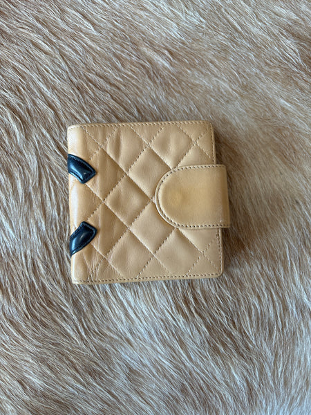 LV196- Chanel yellow and black wallet