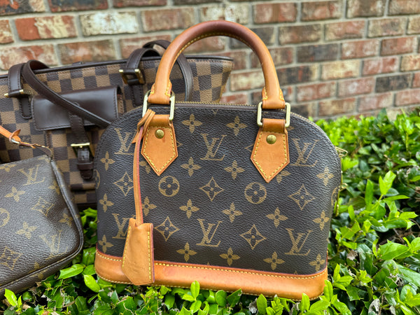 LV197-Louis Vuitton BB Alma