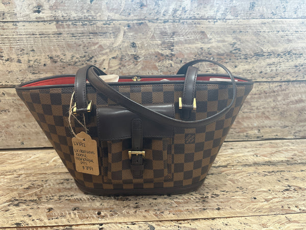 LV192- Louis Vuitton damiere ebene manosque pm