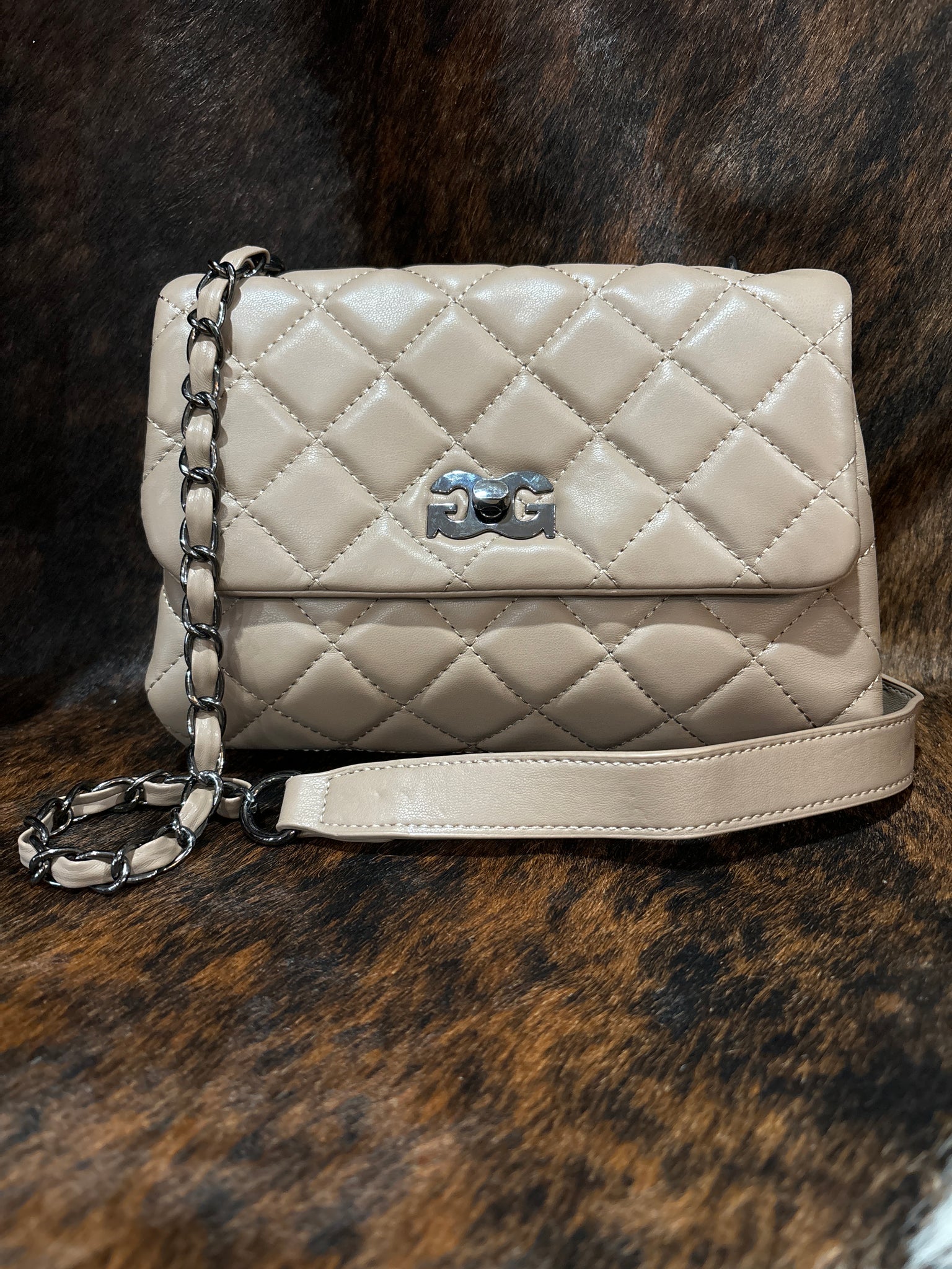 LH24E Badgley Mischka Gilda Paris taupe quilted small crossbody