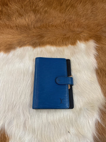 LV129- Louis Vuitton blue epi agenda