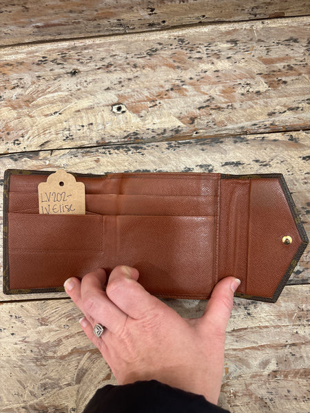 LV202- Louis Vuitton Elise bifold wallet