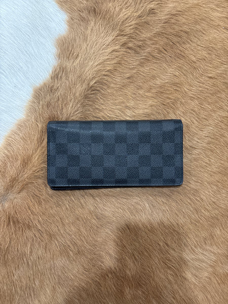 LV230 Louis Vuitton Brazza Damier Graphite Wallet