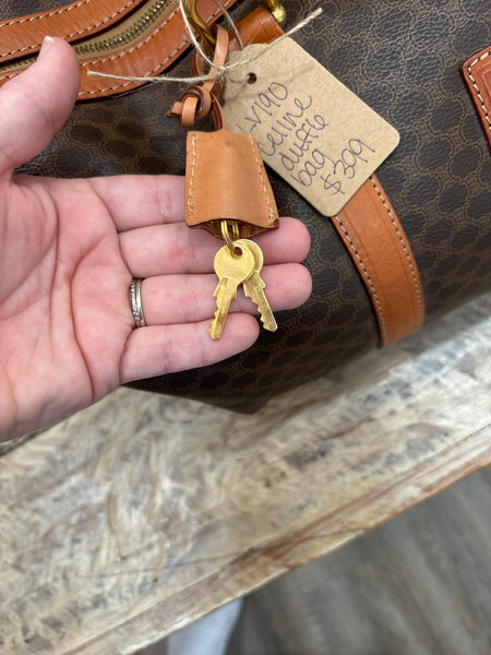 LV190- Celine duffle bag