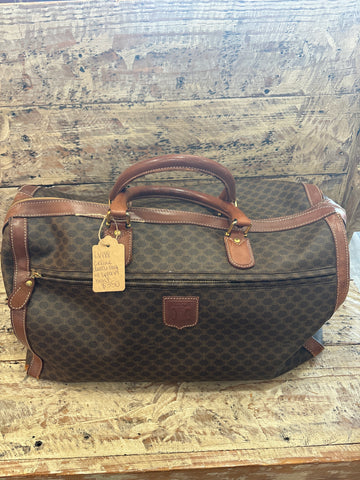 LV188- Celine duffle bag with front zipper