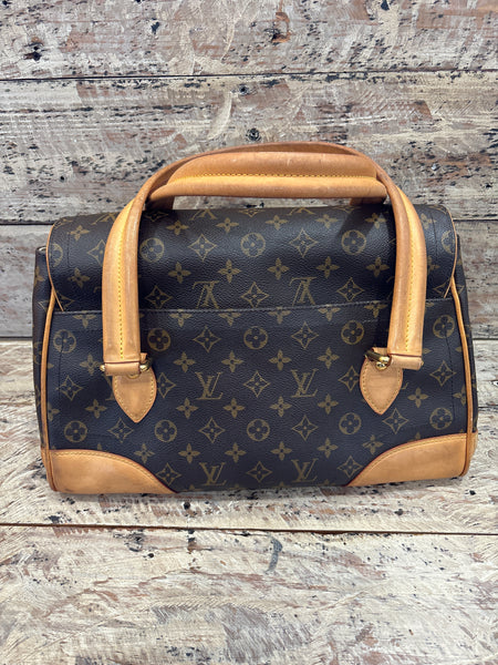 LV193- Louis Vuitton mono beverly gm