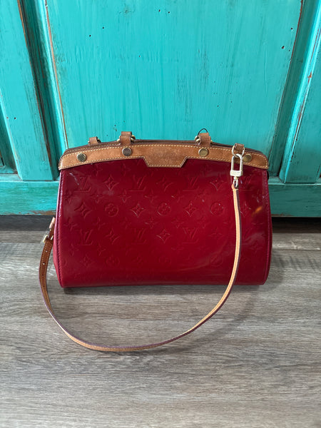 LV240 Louis Vuitton Brea MM Vernis Monogram Handbag with Shoulder Strap