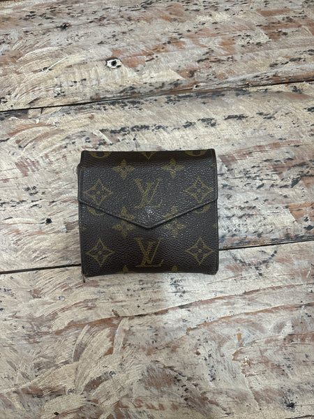 LV202- Louis Vuitton Elise bifold wallet