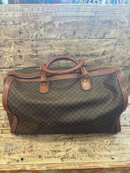 LV188- Celine duffle bag with front zipper