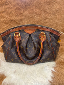 LV132- Louis Vuitton Tivoli Veschetta medium