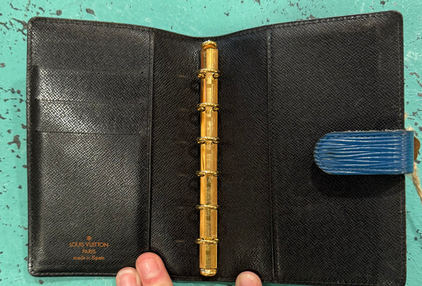 LV129- Louis Vuitton blue epi agenda