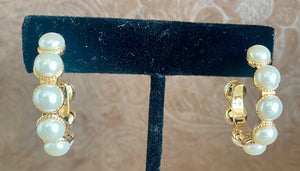 Fossick Gold Hoop Pearl Earrings