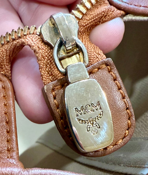 LV179- MCM Visetos Dog Bone Shopper Tote