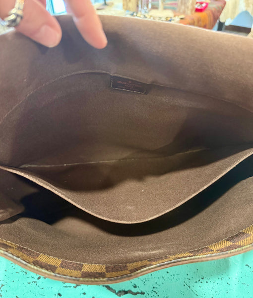 LV192- 2007 Louis Vuitton Damiere Ebene Messenger Bag