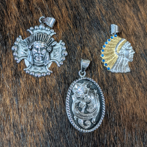 Western Pendant