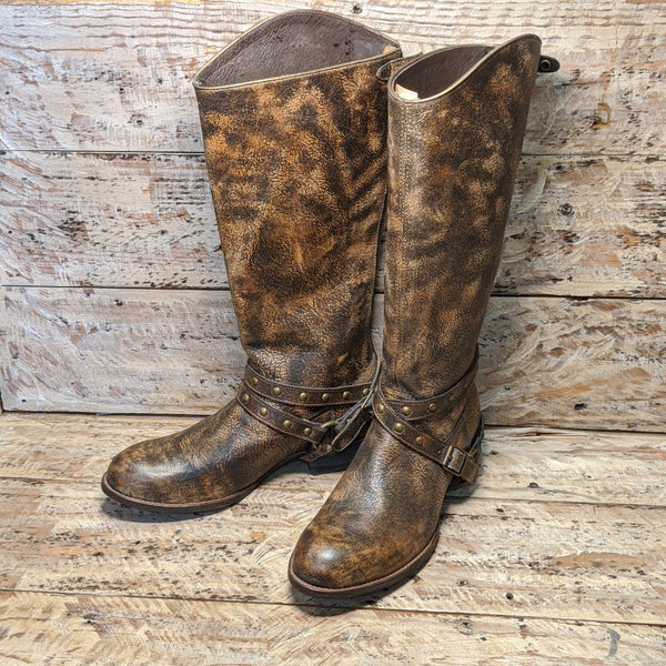 Womens Ariat Tall Boot (Size 6 & 10)
